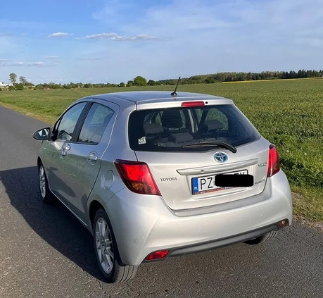 Toyota Yaris cena 49700 przebieg: 81690, rok produkcji 2016 z Mosina małe 56